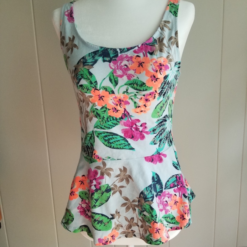 Express tank top